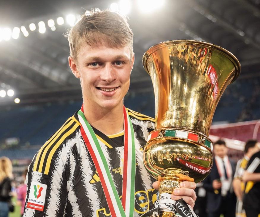 九游官网-斯基拉：帕尔马600万欧从威尼斯买断卡维利亚，尤文分到60万